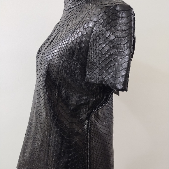 GUCCI TOP OR JACKET BLACK PYTHON - Picture 2 of 13